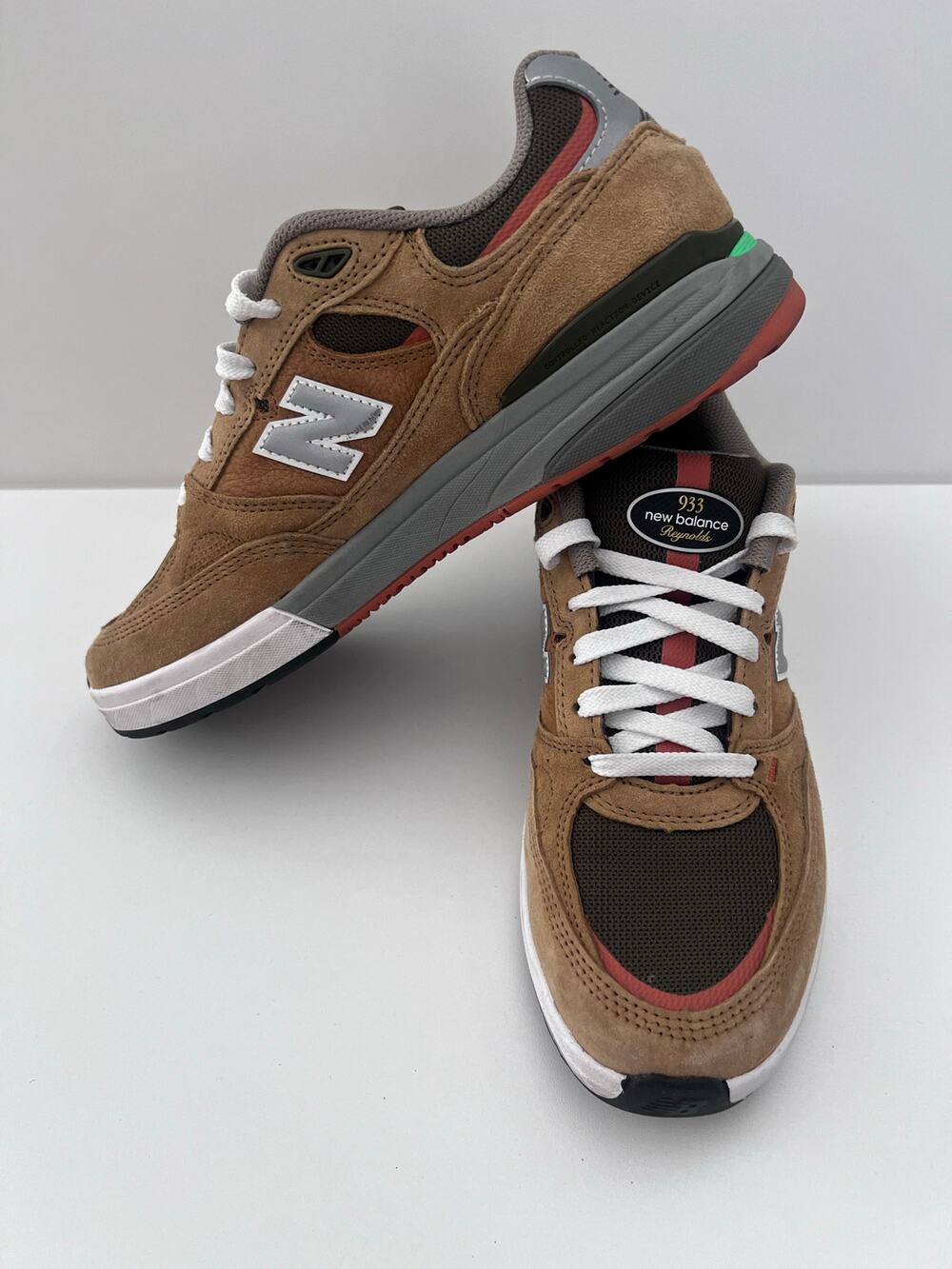 New Balance Andrew Reynolds x Numeric 933 Camel Dark Brown Size 9